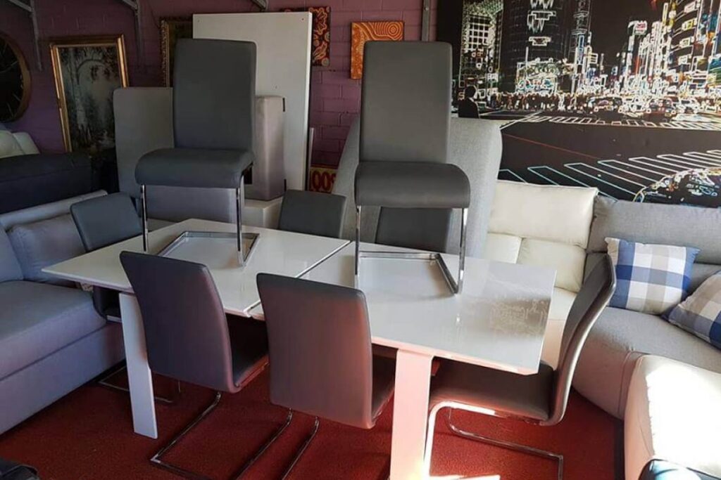 Home Furniture Outlet